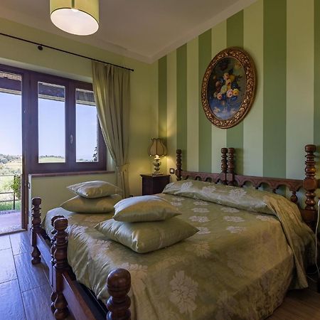 B&B Fonteroncone Di Kryvuta Oksana Монтепульчано Экстерьер фото